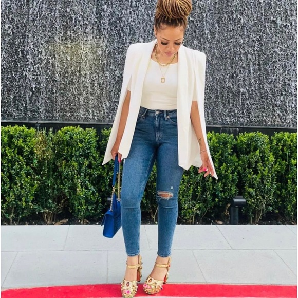 Meet your Posher, Kaycee - Picture 2 of 16